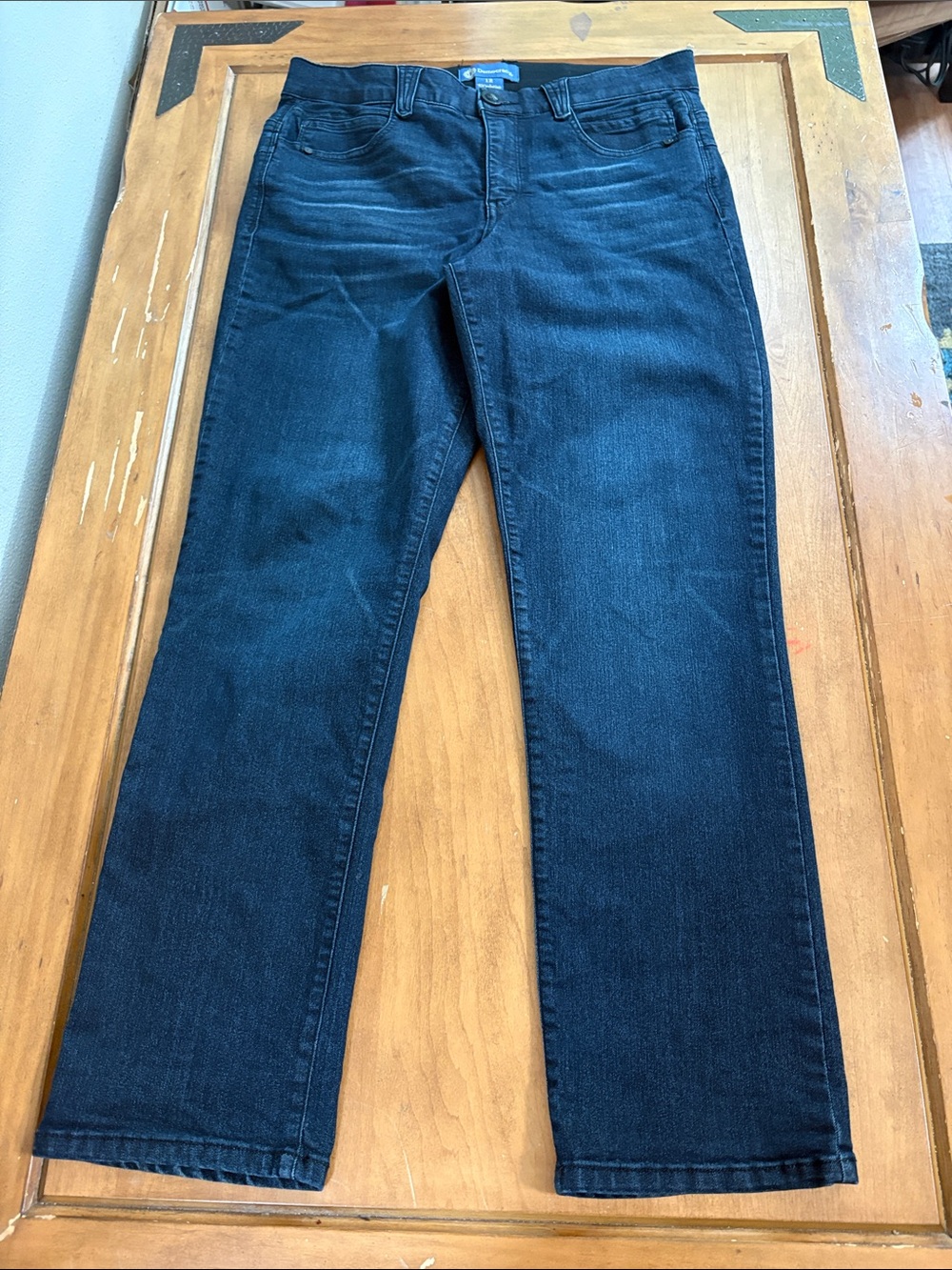 Democracy AbSolution Straight Leg Jeans in Dark Indigo Size 12